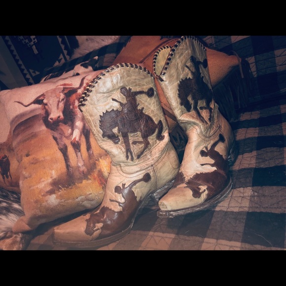 Old Gringo Shoes - Old gringo mid boots!